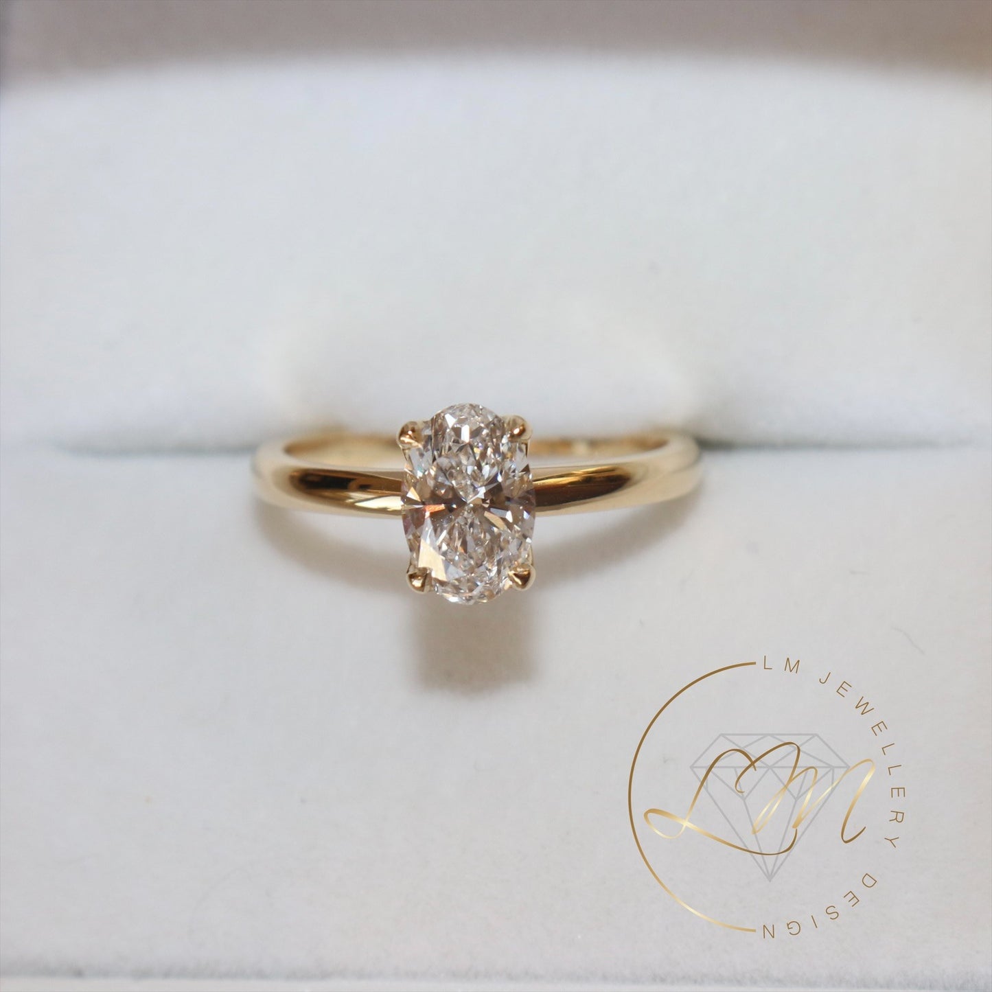 18ct Yellow Gold Petal Diamond Ring