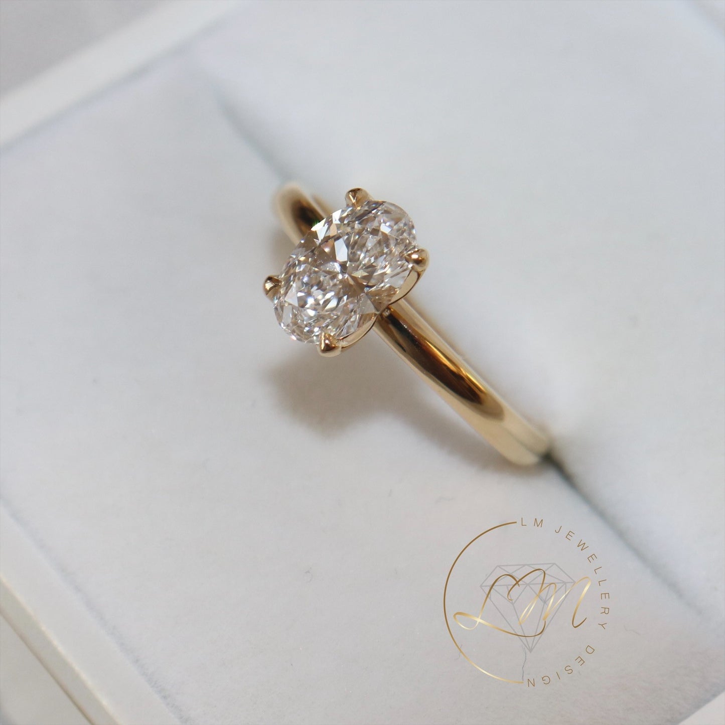 18ct Yellow Gold Petal Diamond Ring